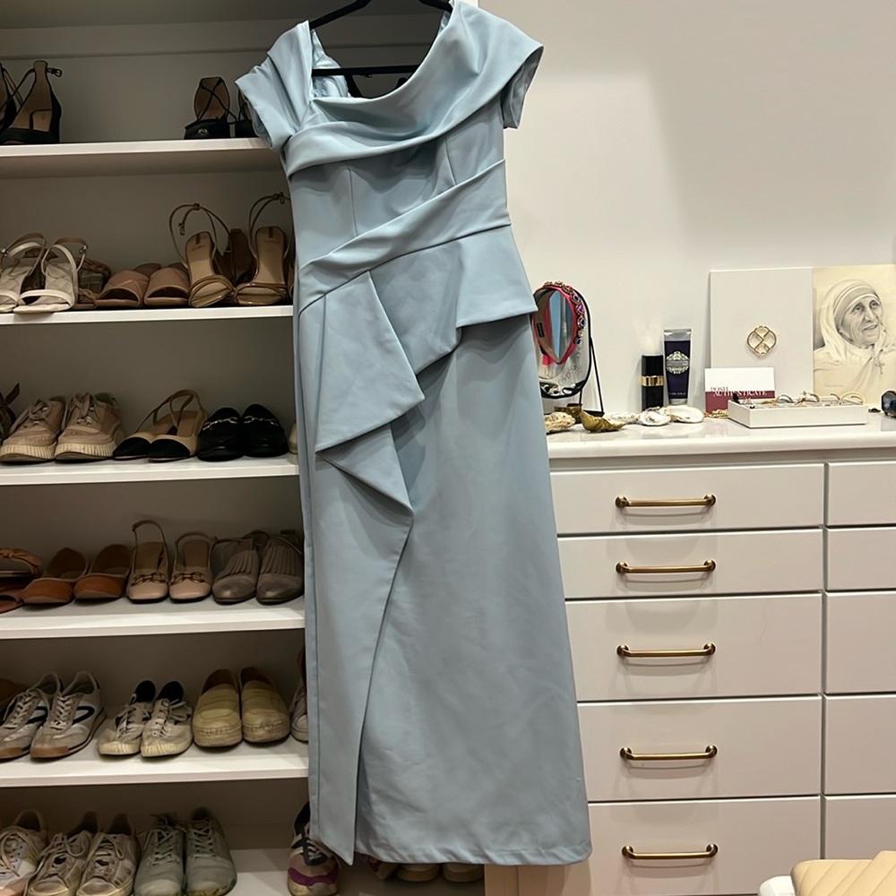 Mother of the bride blue formal gown altered to fit like an 8-10